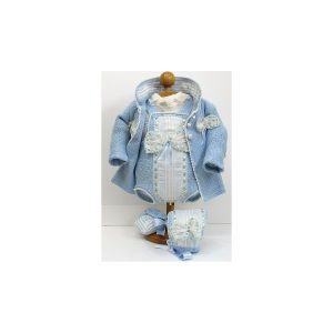 Abrigo, peto, camisa, capota y patucos