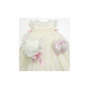 Faldón de Bautizo con capota y patucos