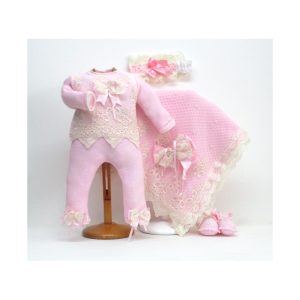 Jersey, pantalón, diadema, patucos y toquilla Md.1810