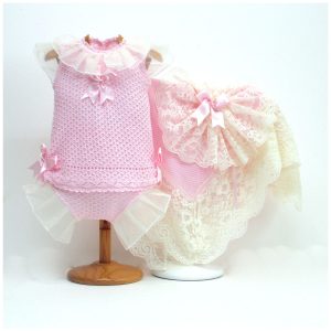 Casaca, braga, capota, patucos y toquilla