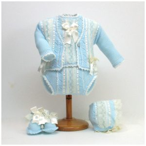 Jersey, braga, chaqueta, capota y patucos