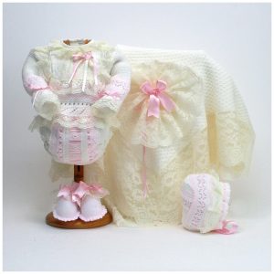 Jersey, braga, patucos, capota y toquilla