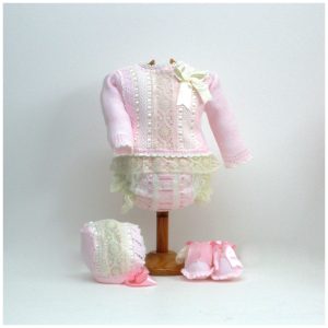 Jersey, braga, patucos y capota