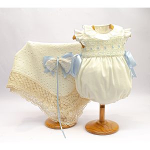 Pelele de punto ruso y toquilla