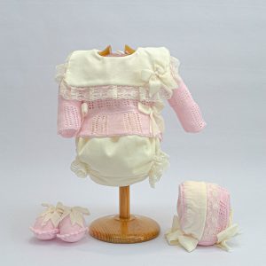 Jersey, braga, capota y patucos