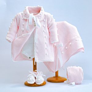 Abrigo, pelele, patucos, capota y toquilla Md.3001