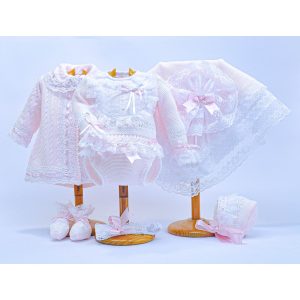 Abrigo, jersey, braga, patucos, capota y toquilla Md.3006