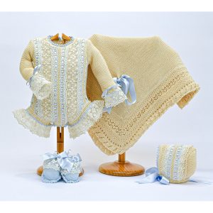 Pelele, capota, patucos y toquilla Md.3031