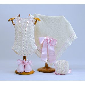 Body, capota, patucos, toquilla